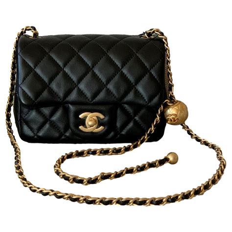 chanel mini flap bag lambskin.